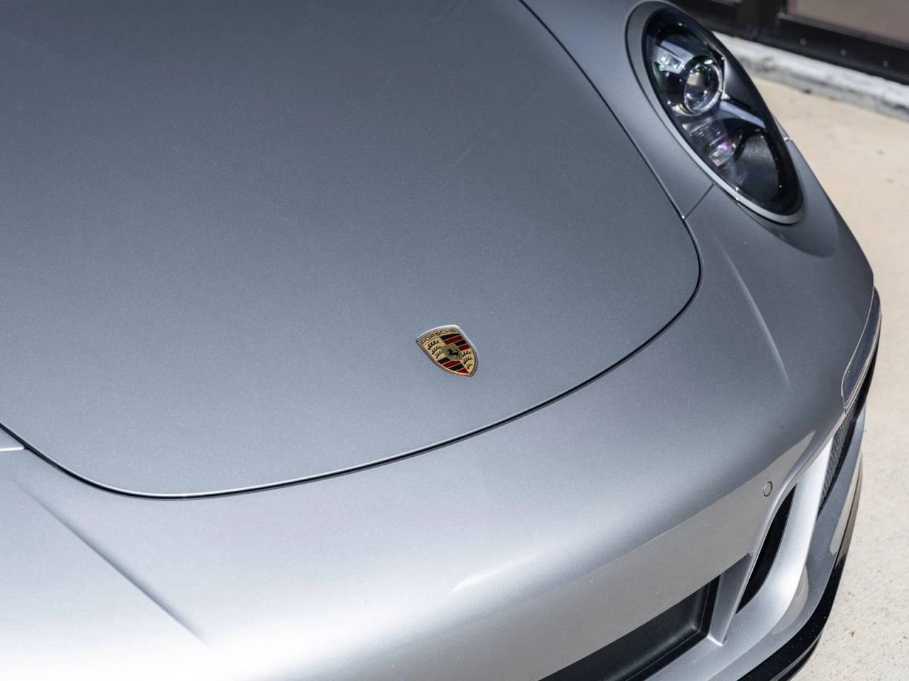 2019 Porsche 911 Carrera GTS