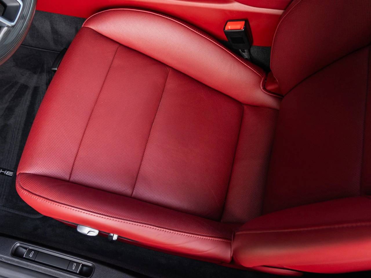 2019 Porsche 911 Carrera GTS