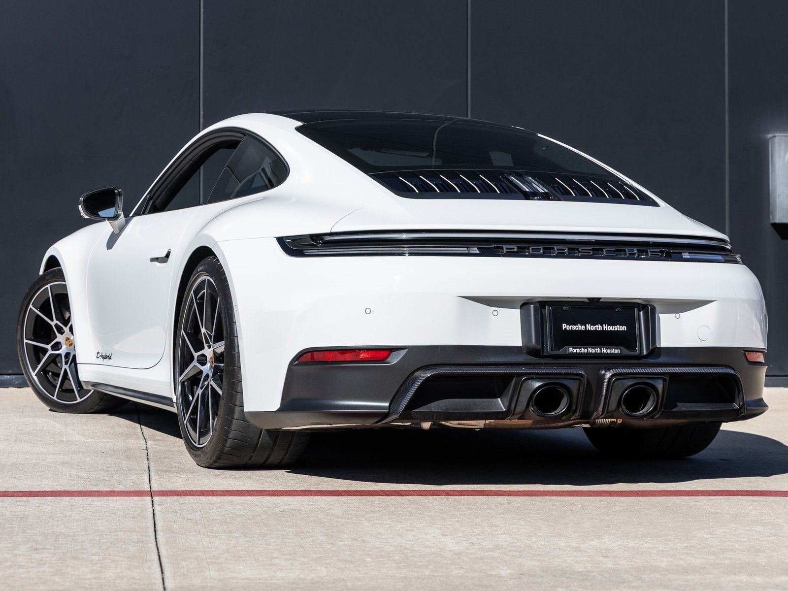 2025 Porsche 911 911 Carrera GTS