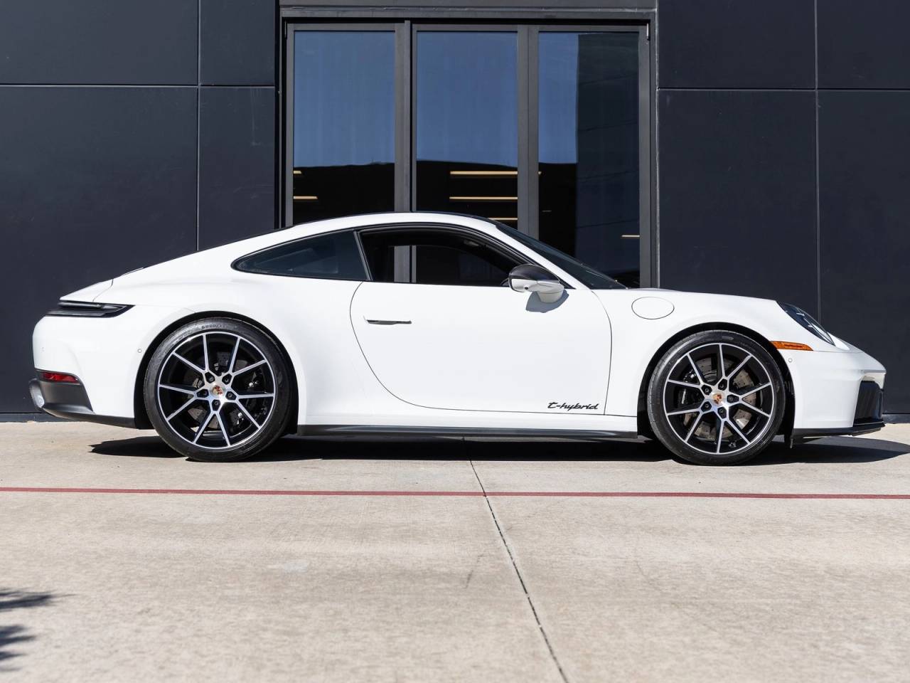 2025 Porsche 911 911 Carrera GTS