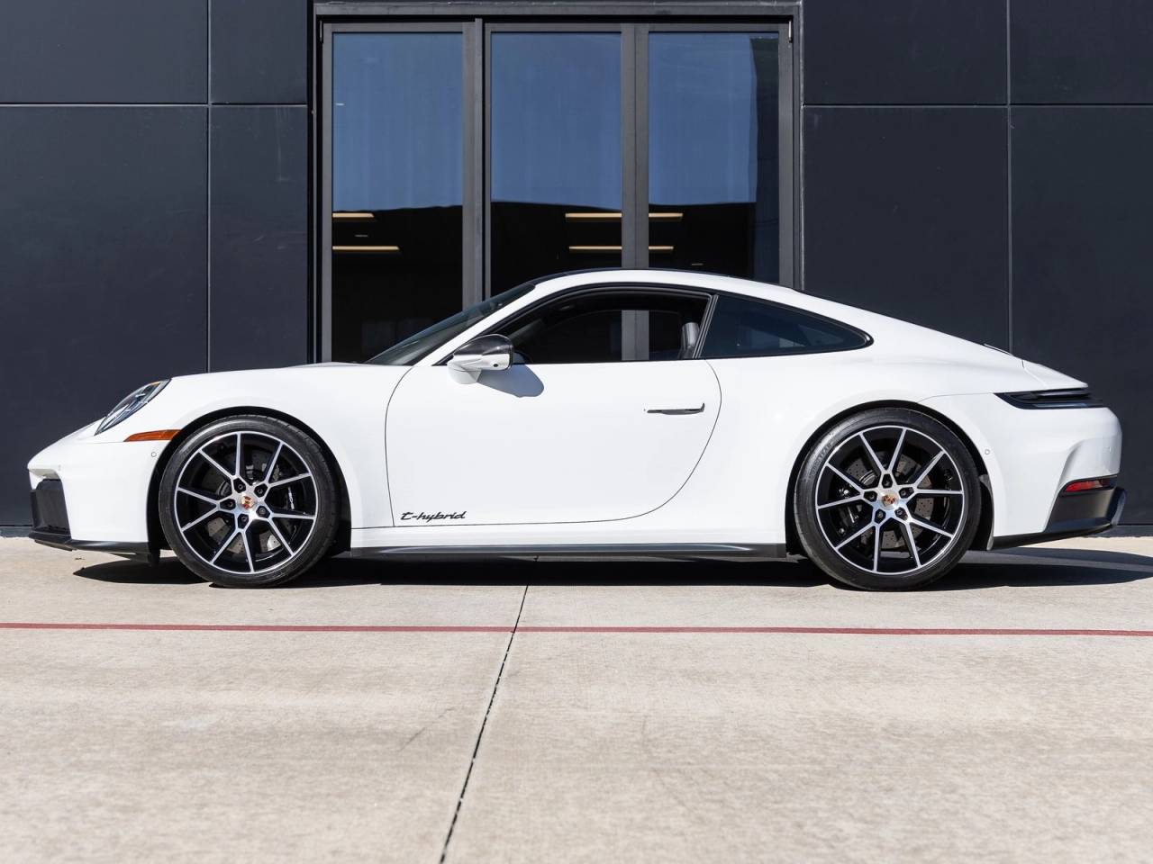 2025 Porsche 911 911 Carrera GTS