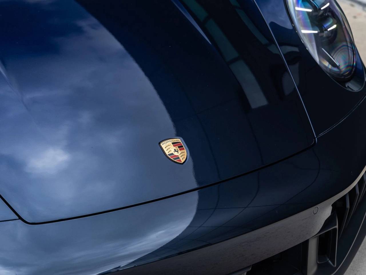 2026 Porsche 911 Carrera 4 GTS