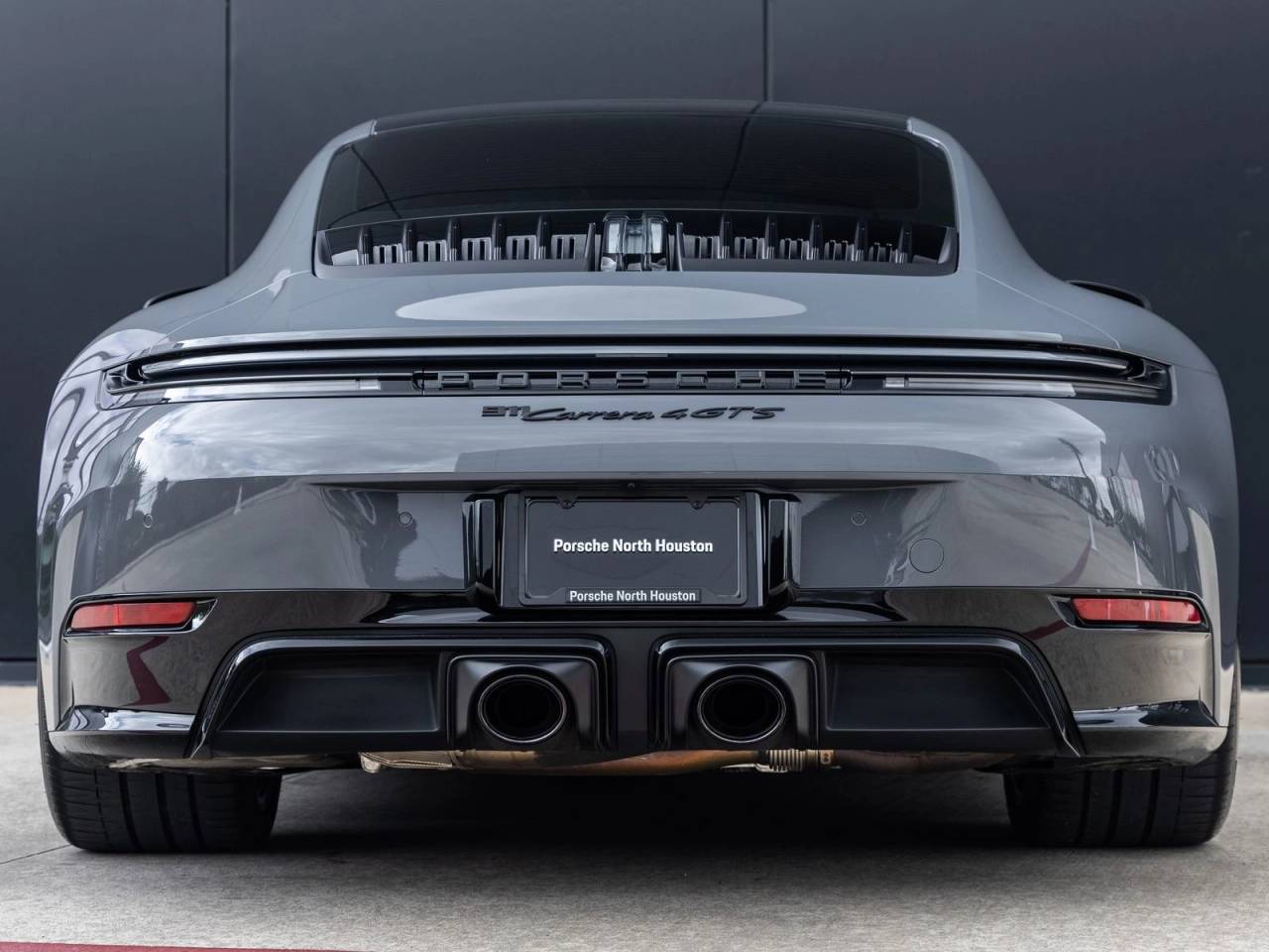 2026 Porsche 911 Carrera 4 GTS