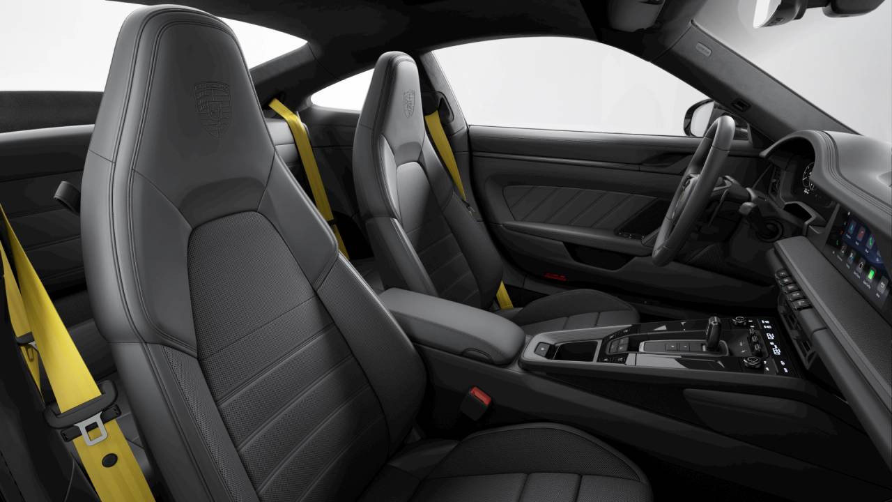 2026 Porsche 911 Carrera 4 GTS