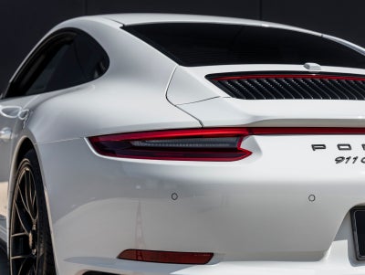 2018 Porsche 911 Carrera 4 GTS