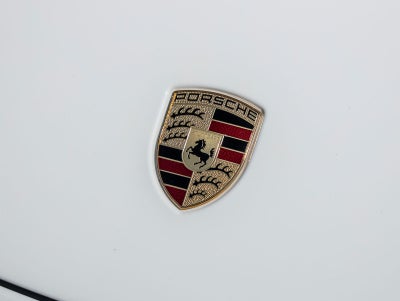 2018 Porsche 911 Carrera 4 GTS