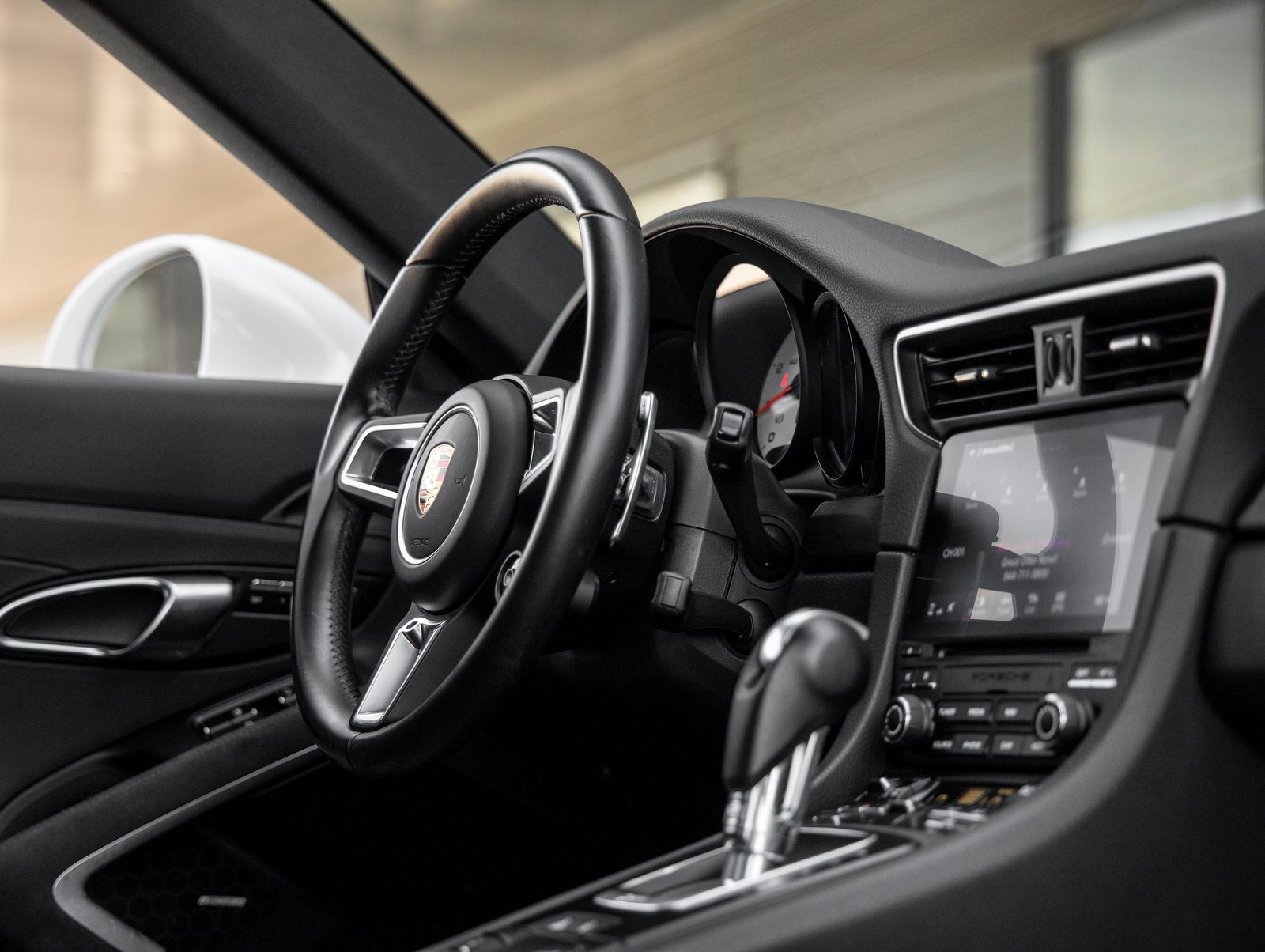 2018 Porsche 911 Carrera 4 GTS