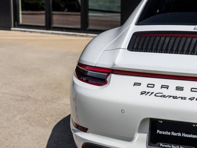 2018 Porsche 911 911 Carrera 4 GTS