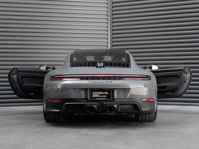 2025 Porsche 911 Carrera GTS