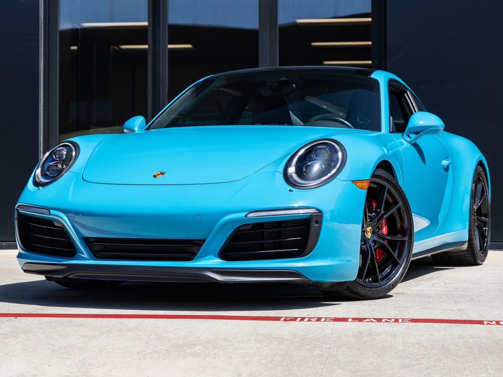 2017 Porsche 911 Carrera 4S