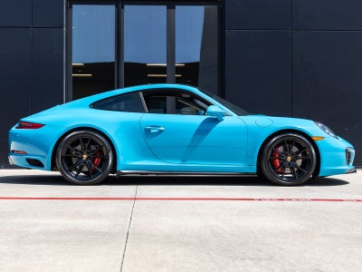2017 Porsche 911 Carrera 4S