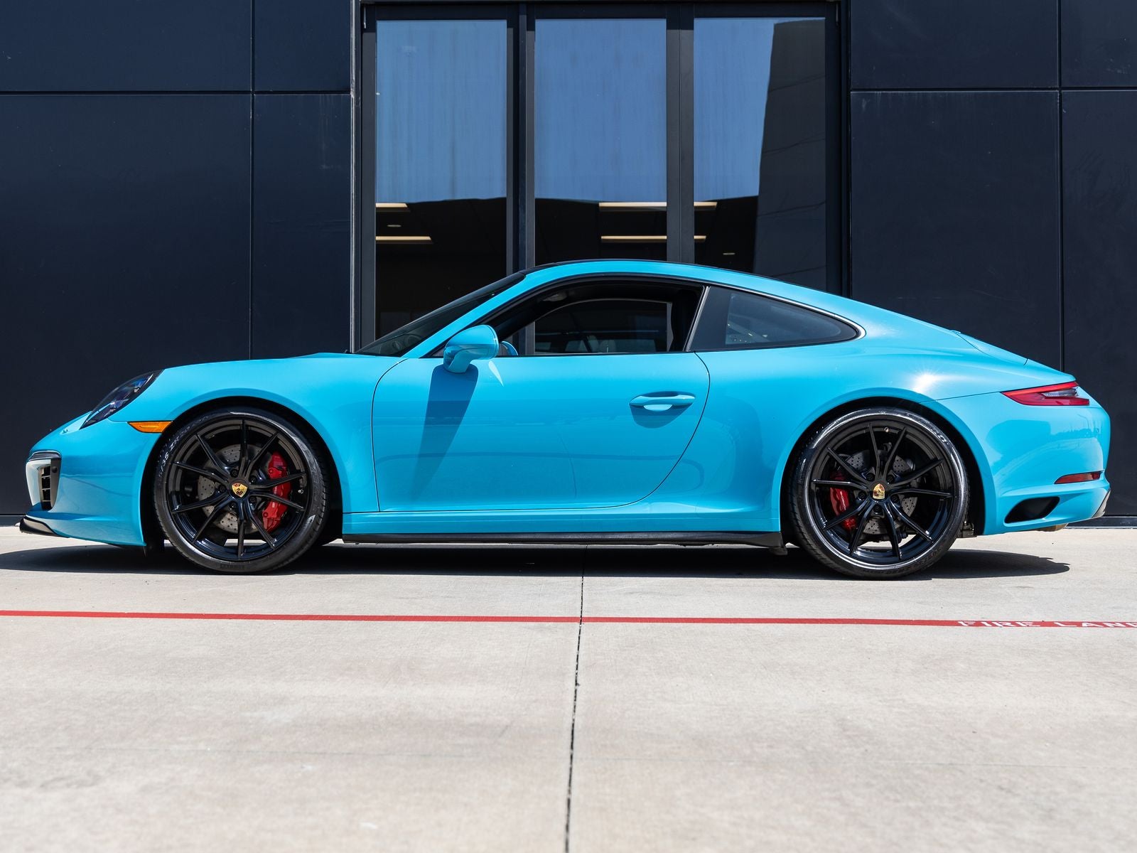 2017 Porsche 911 Carrera 4S