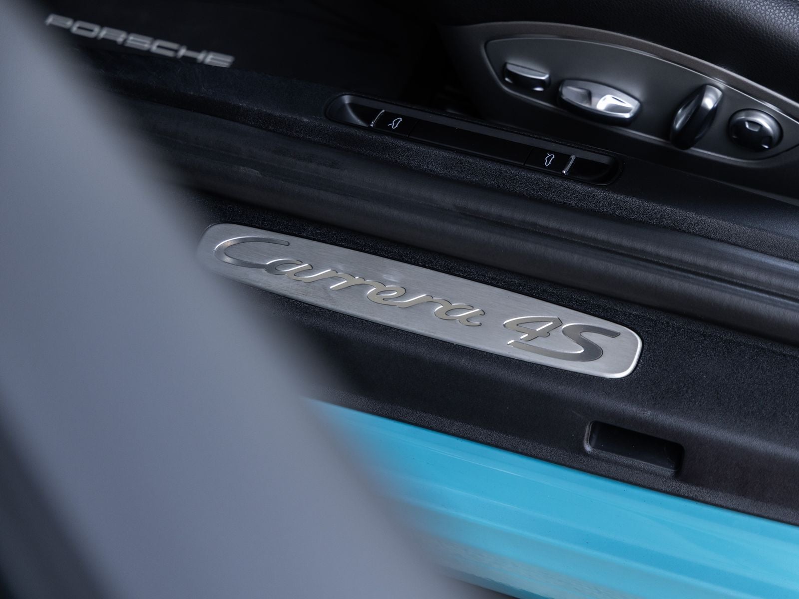 2017 Porsche 911 Carrera 4S