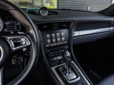 2017 Porsche 911 Carrera 4S