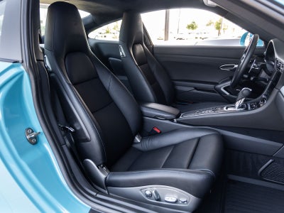 2017 Porsche 911 Carrera 4S