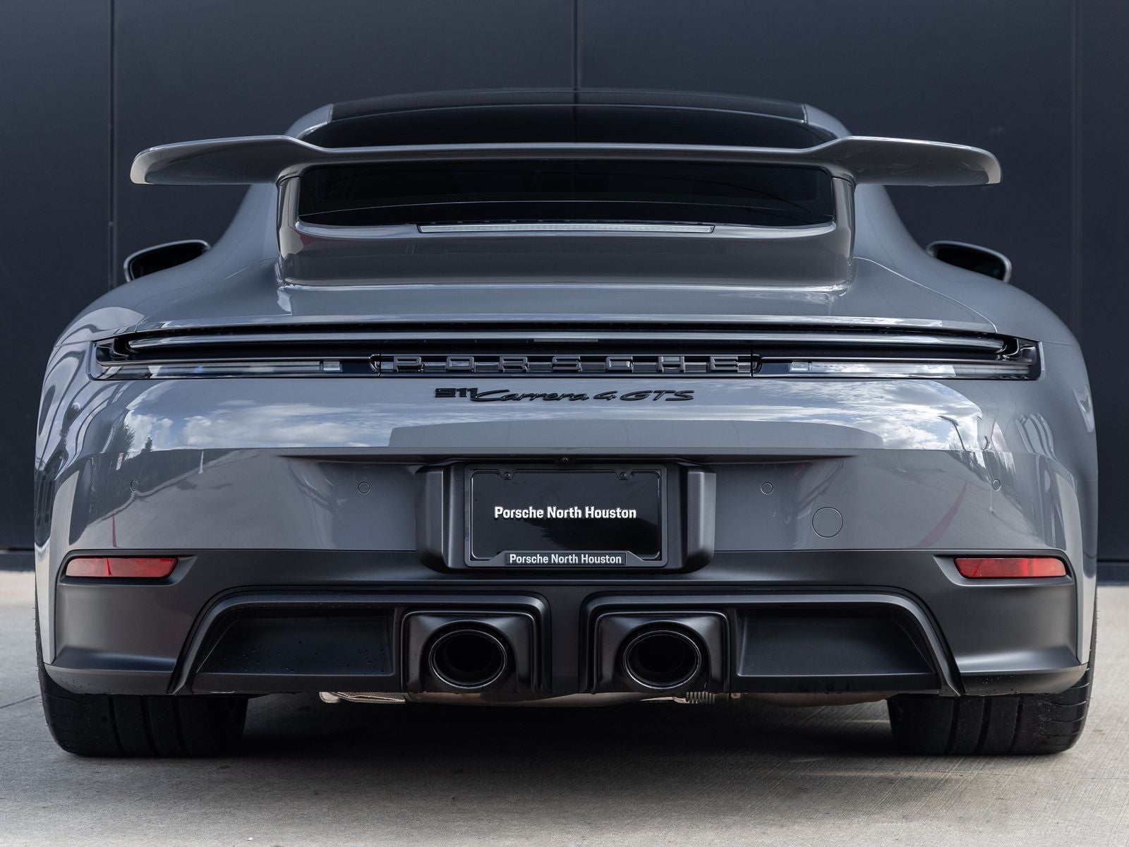 2025 Porsche 911 Carrera GTS