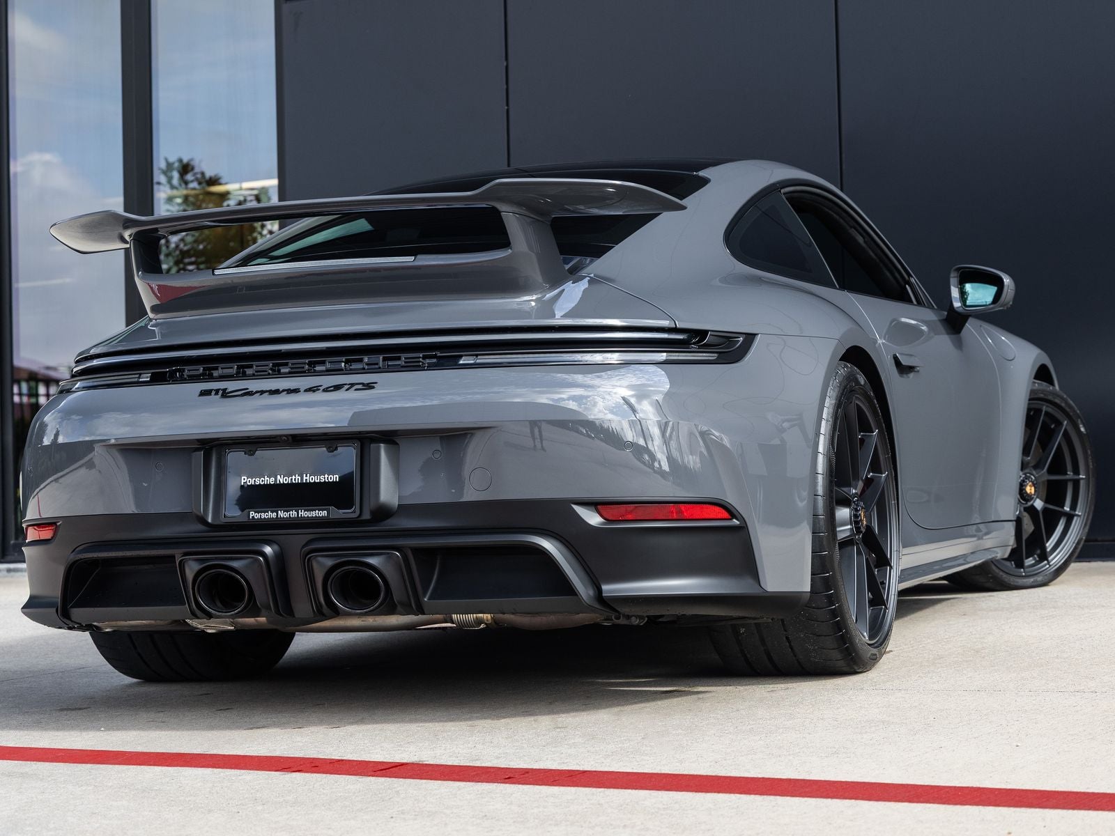 2025 Porsche 911 Carrera GTS
