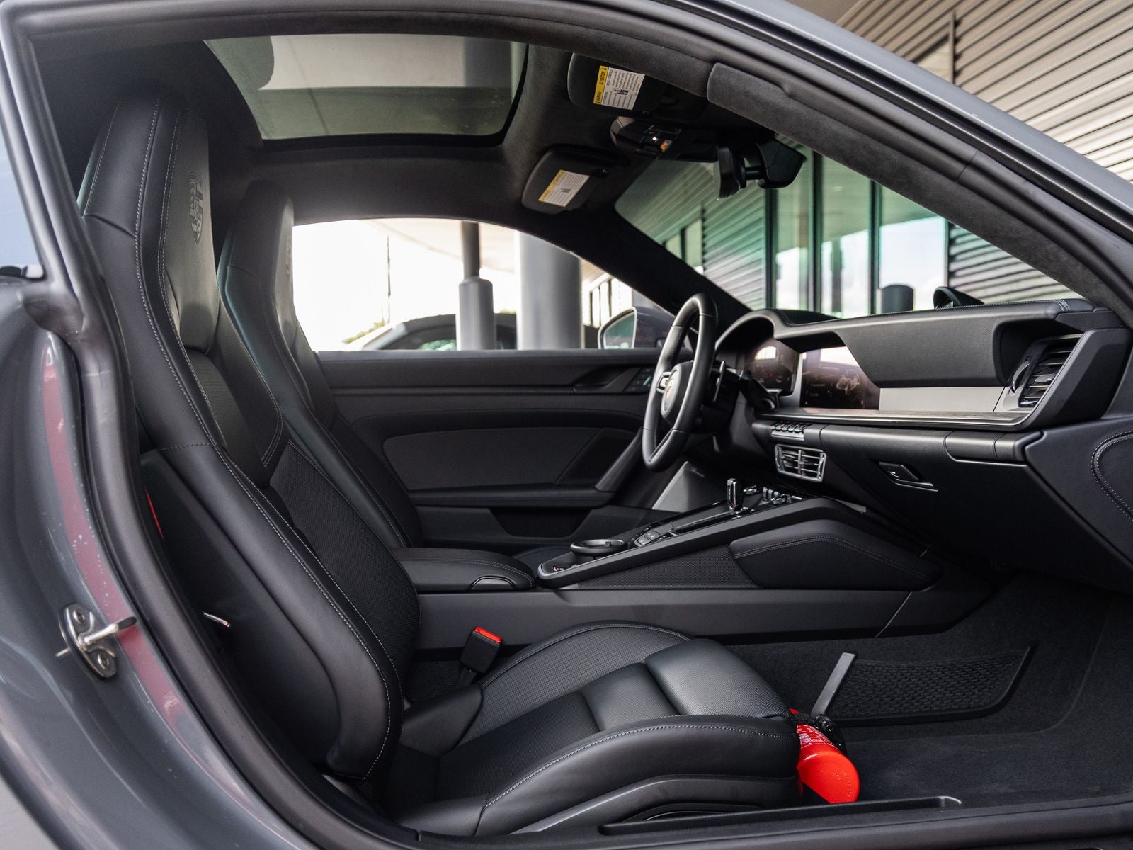 2025 Porsche 911 Carrera GTS
