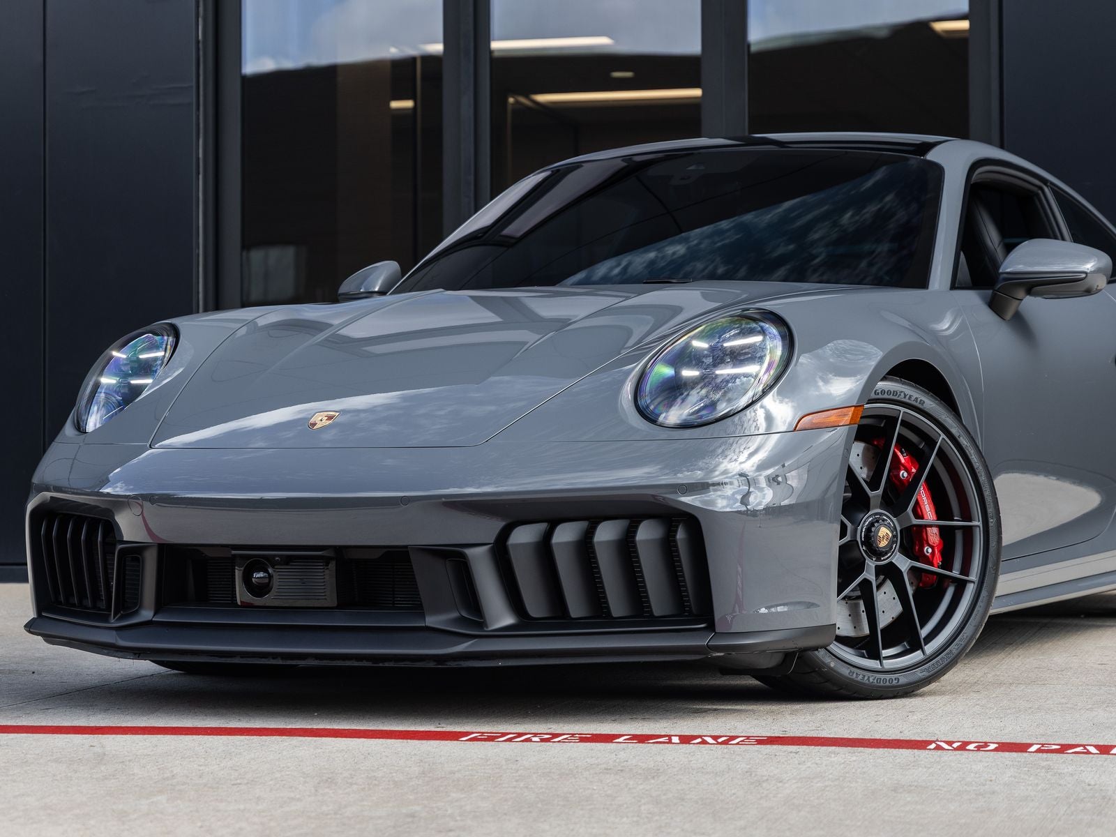 2025 Porsche 911 Carrera GTS