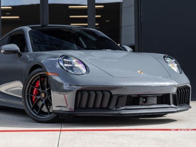 2025 Porsche 911 Carrera GTS