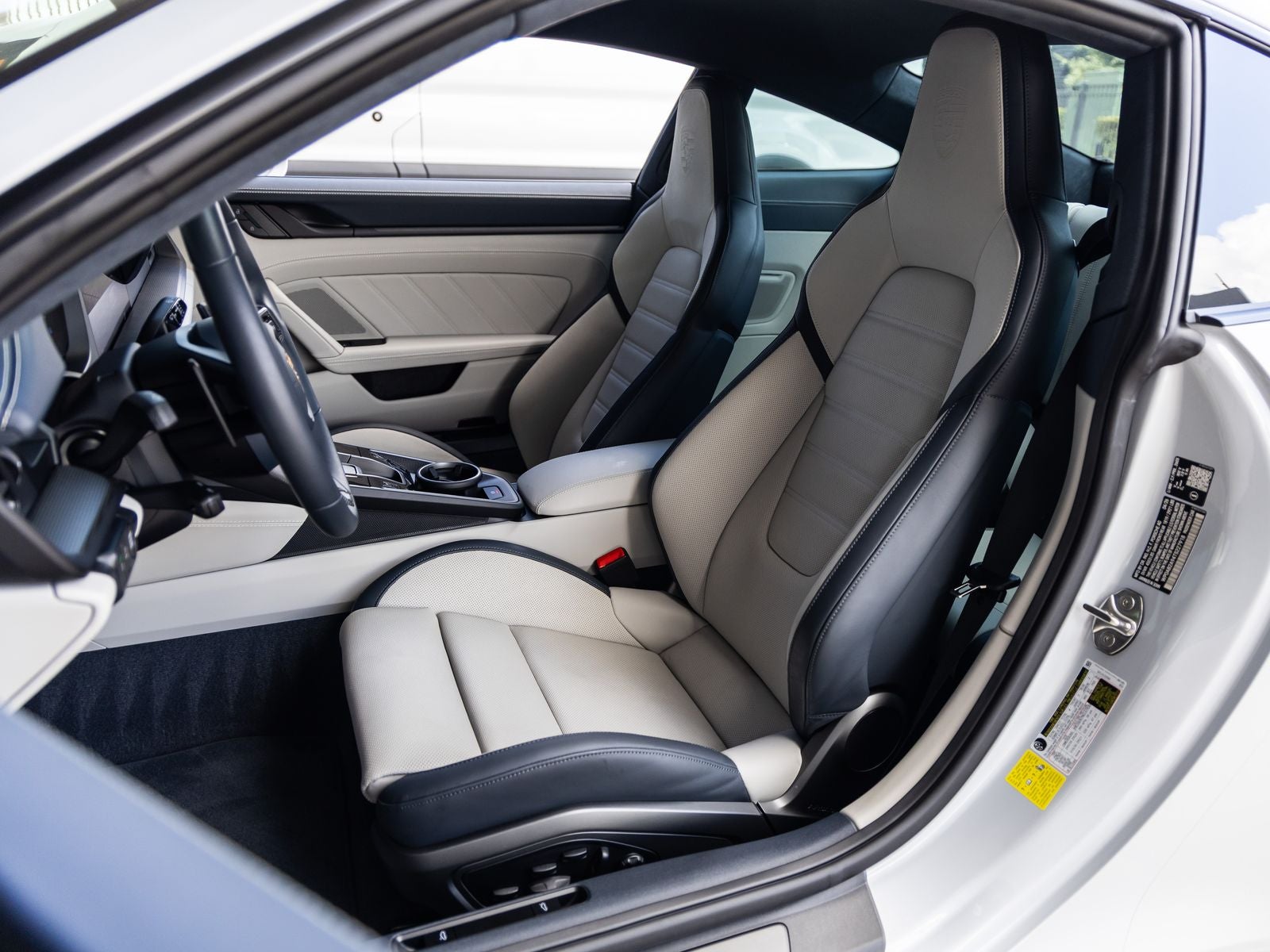 2026 Porsche 911 911 Carrera 4 GTS