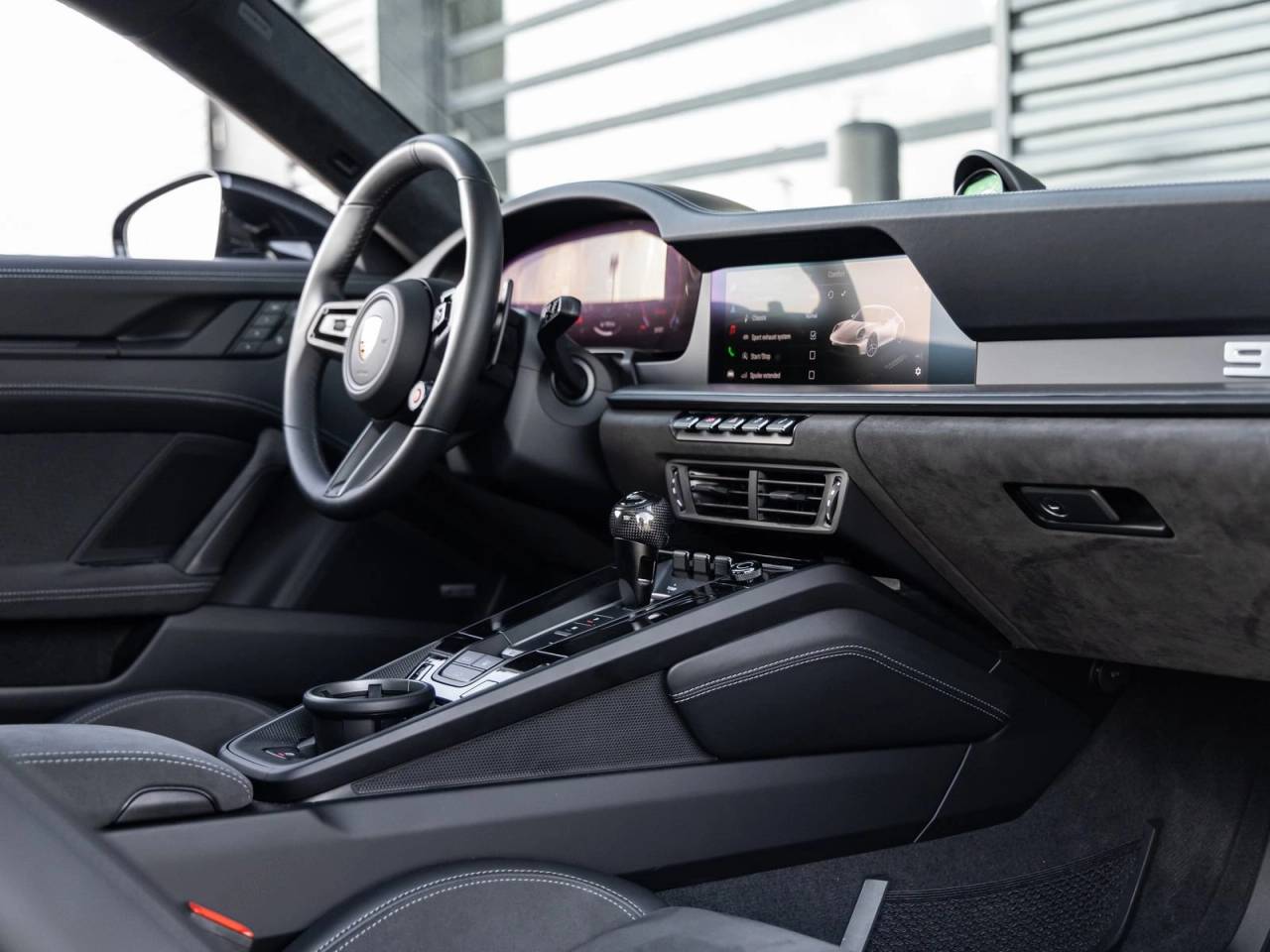2025 Porsche 911 911 Carrera 4 GTS