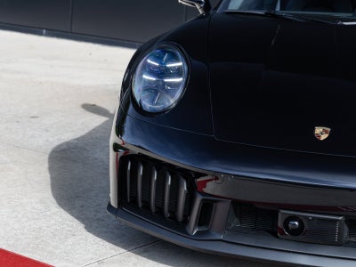 2025 Porsche 911 Carrera 4 GTS
