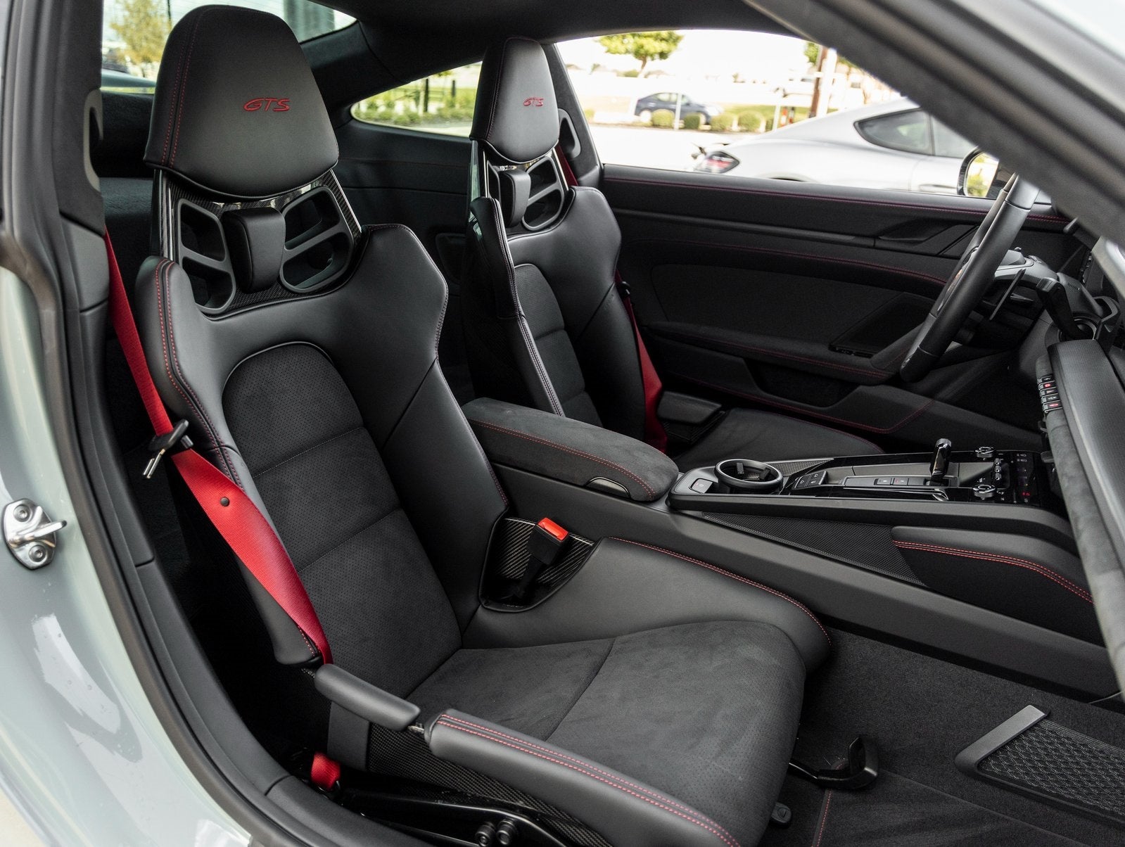 2025 Porsche 911 911 Carrera GTS