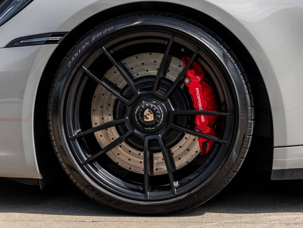 2022 Porsche 911 911 Carrera 4 GTS
