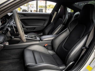 2022 Porsche 911 911 Carrera 4 GTS