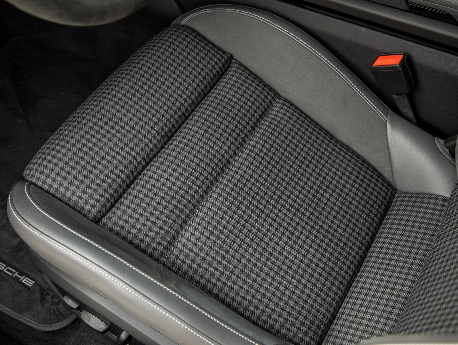 2025 Porsche Taycan Taycan 4S