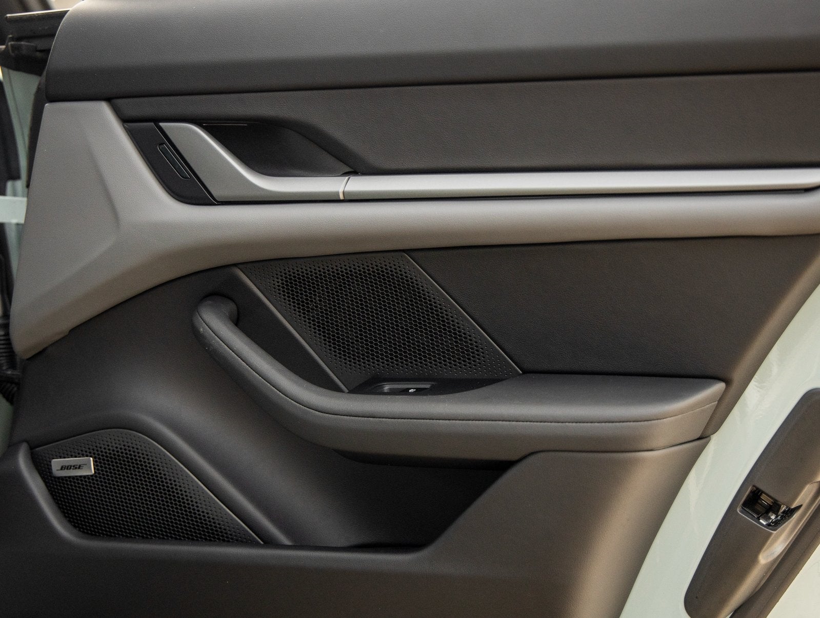 2025 Porsche Taycan Taycan 4S