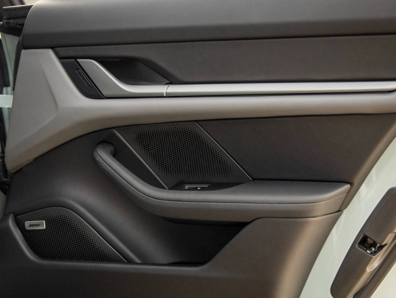 2025 Porsche Taycan Taycan 4S