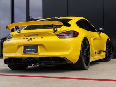 2016 Porsche Cayman GT4