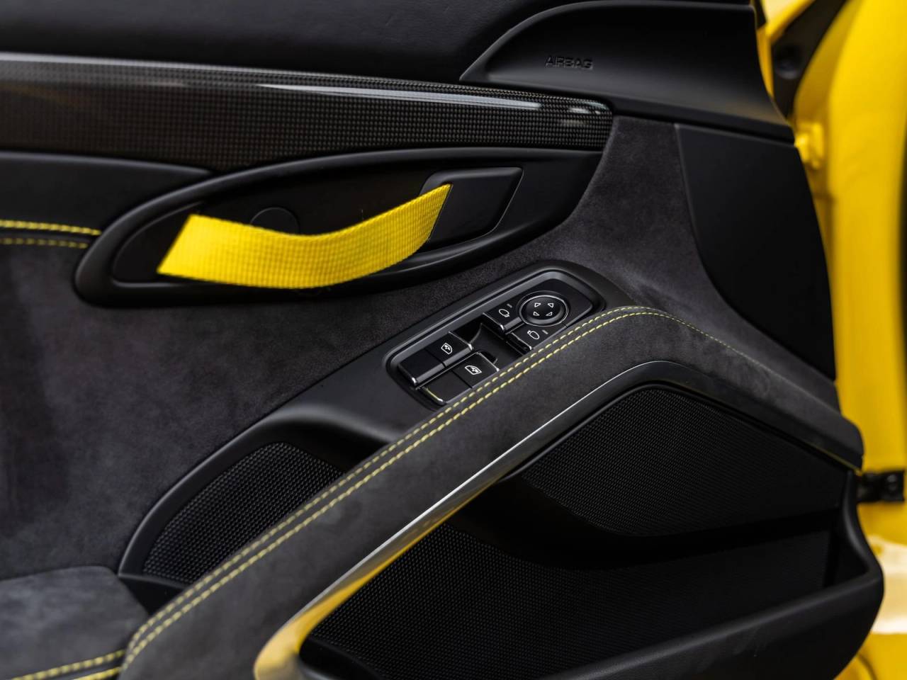 2016 Porsche Cayman GT4