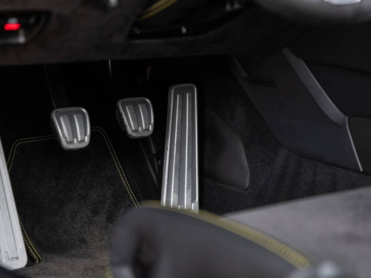 2016 Porsche Cayman GT4