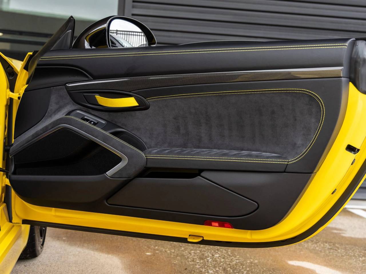 2016 Porsche Cayman GT4