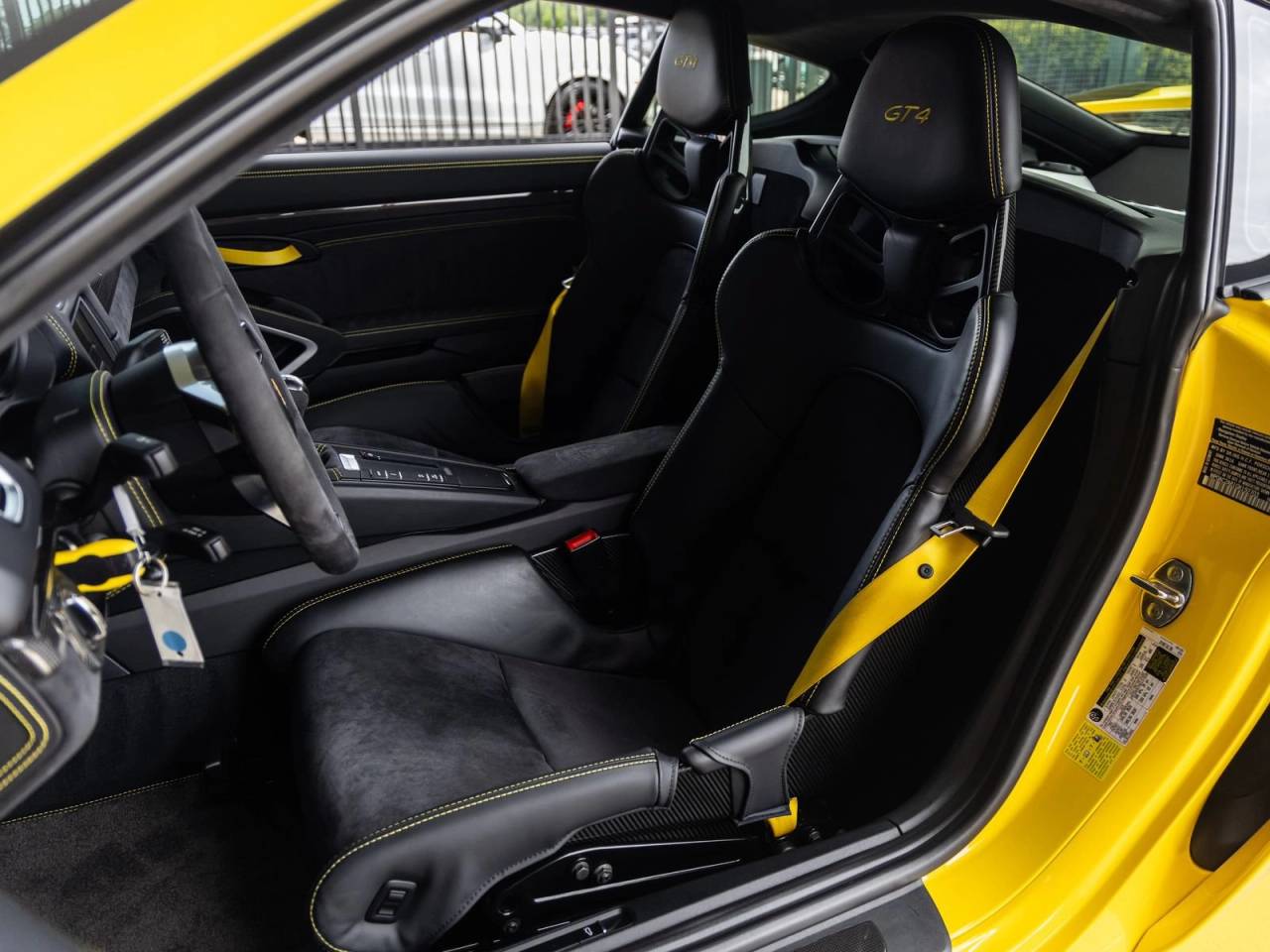 2016 Porsche Cayman GT4