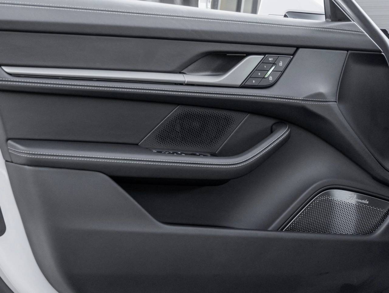 2026 Porsche Taycan Taycan Turbo