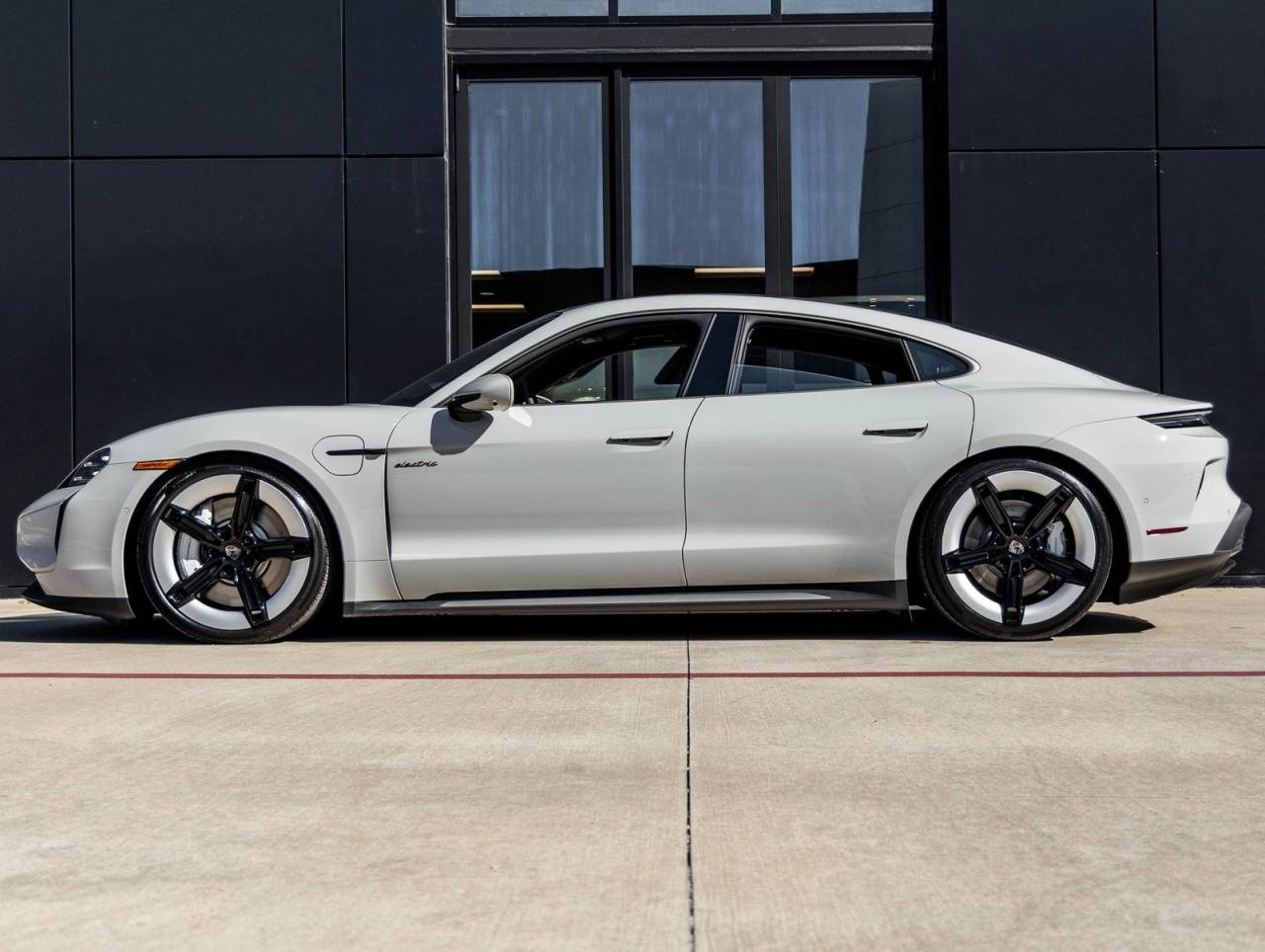 2026 Porsche Taycan Taycan Turbo