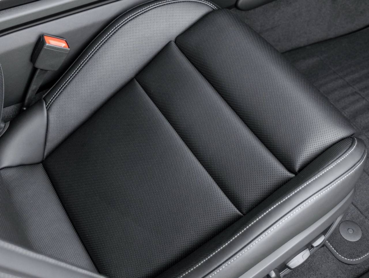 2026 Porsche Taycan Taycan Turbo