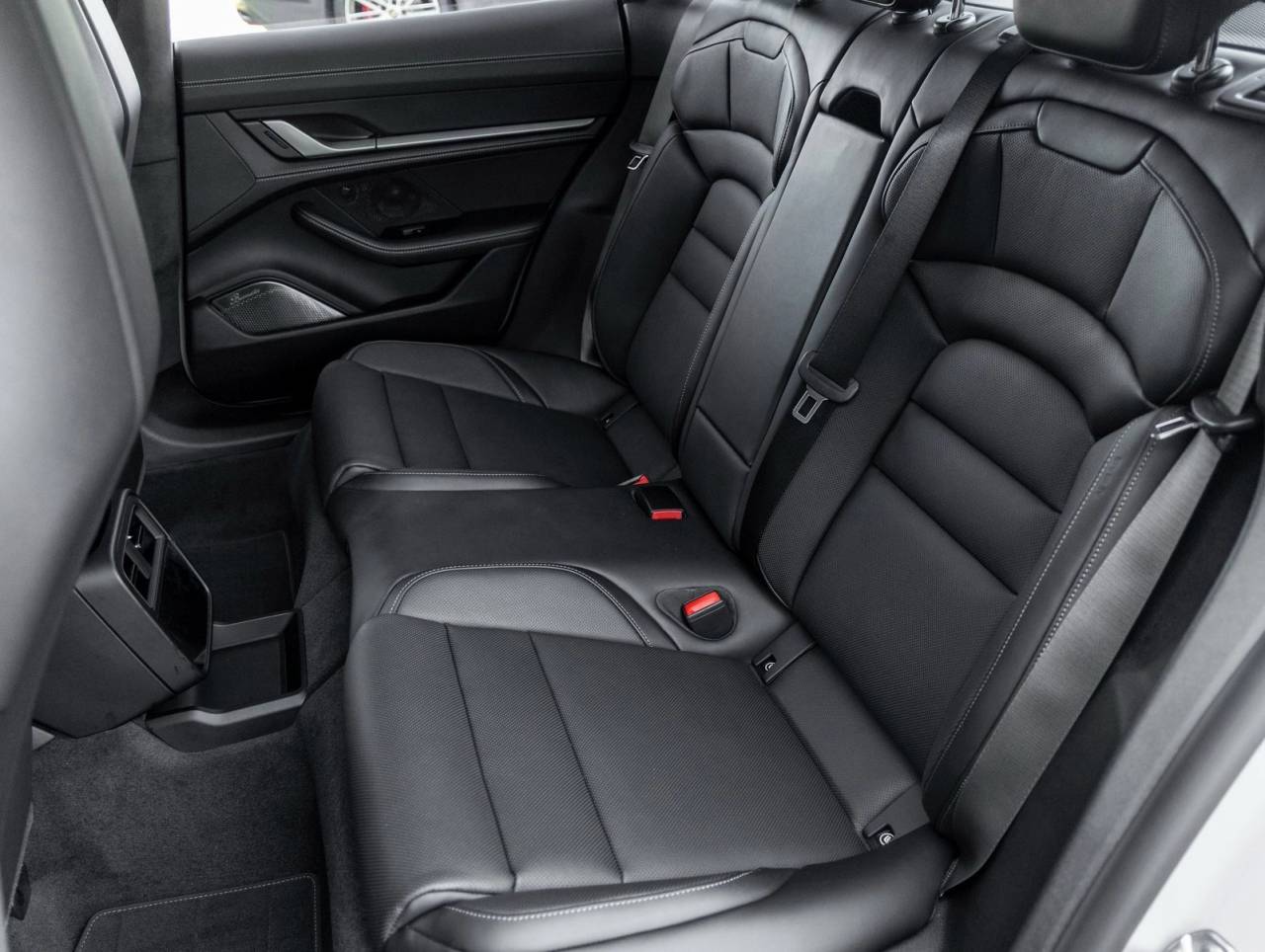 2026 Porsche Taycan Taycan Turbo