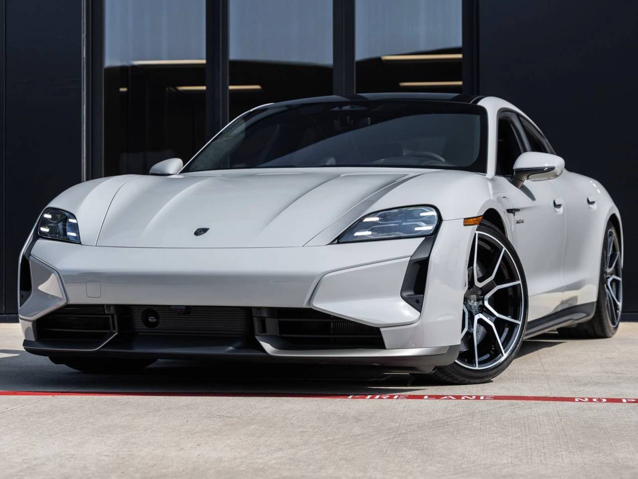 2026 Porsche Taycan Taycan Turbo S