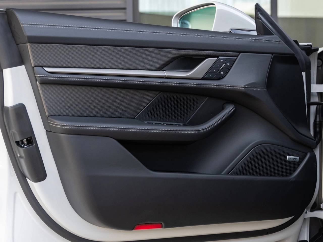 2026 Porsche Taycan Taycan Turbo S