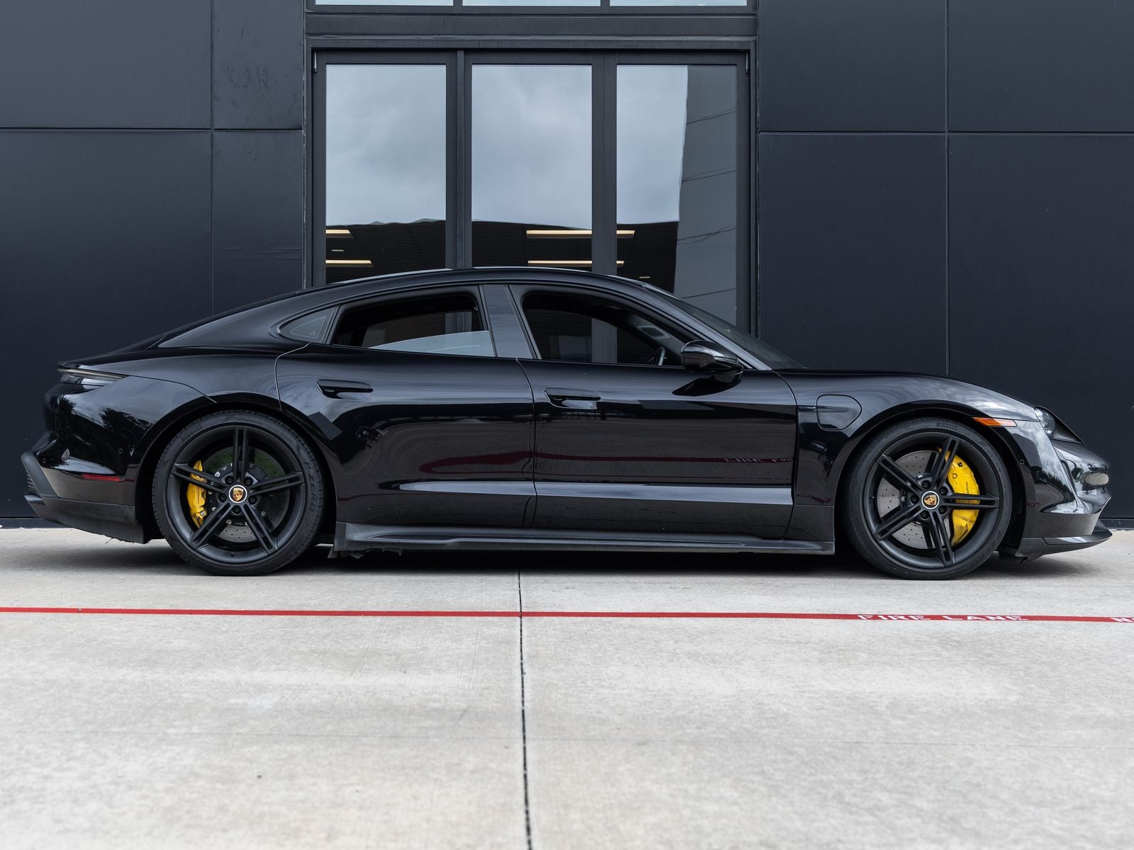 2020 Porsche Taycan Turbo S