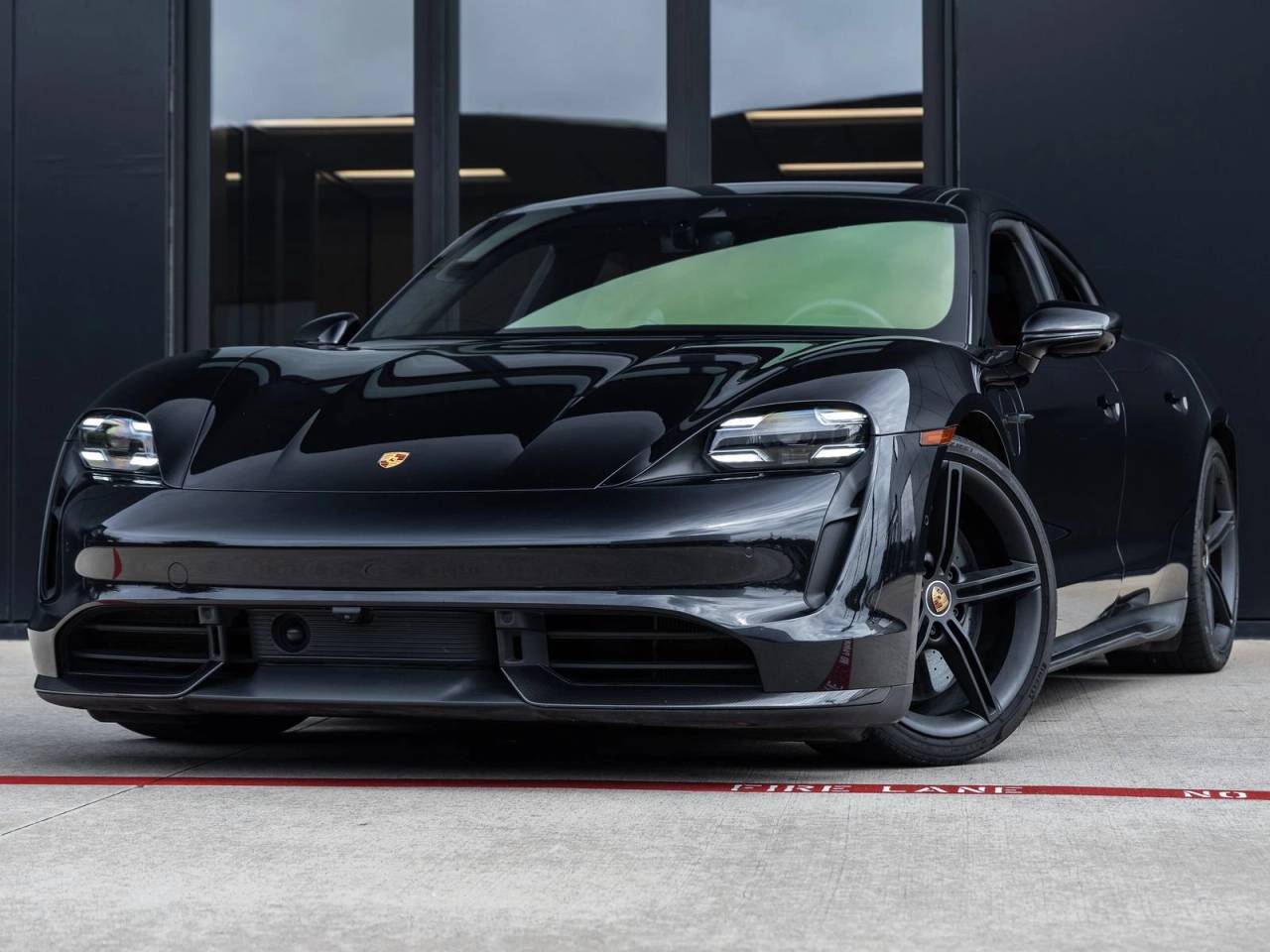 2020 Porsche Taycan Taycan Turbo S
