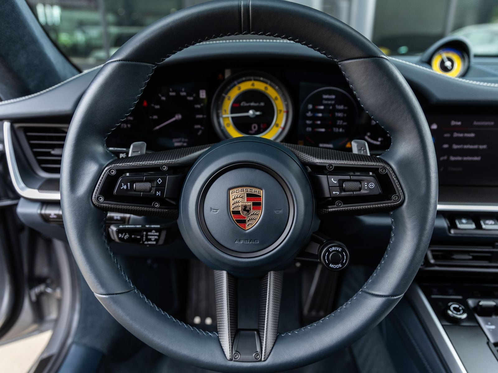 2025 Porsche 911 Turbo S