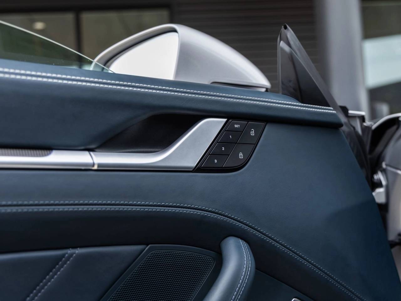 2025 Porsche 911 911 Turbo S