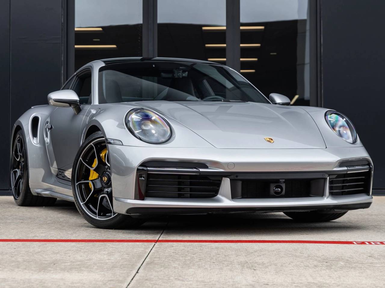 2025 Porsche 911 911 Turbo S