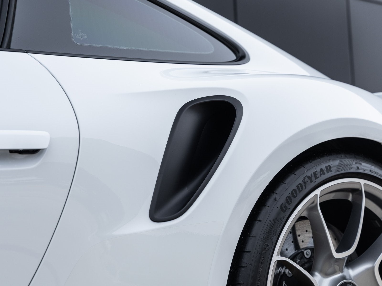 2022 Porsche 911 911 Turbo S (MY22)